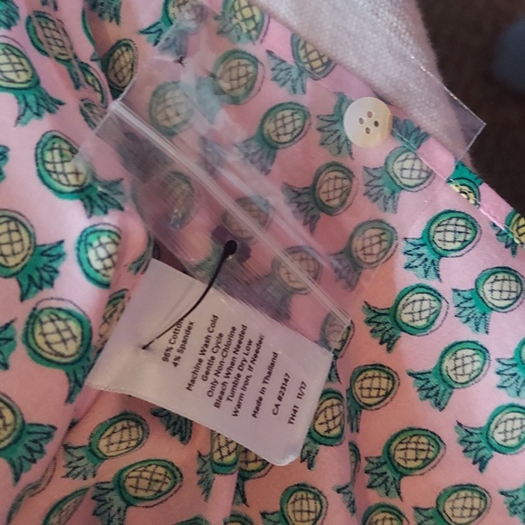 NWT Talbots Women's Sleeveless Button Down Non- Iron Shirt, Size 10,Pink - Picture 7 of 8